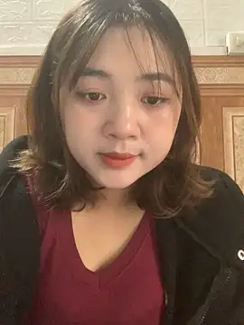 Lonnina online show from October 14, 2025, 2:12 am