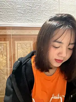 Lonnina online show from October 27, 2025, 1:53 am