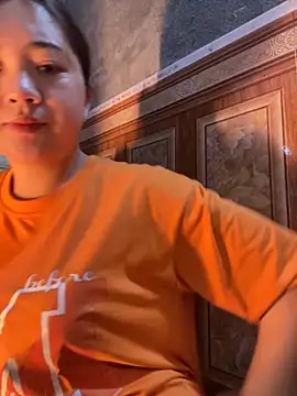 Lonnina online show from November 9, 2025, 6:55 am