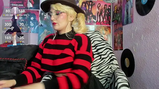 Avril Maria online show from October 10, 2025, 6:40 pm