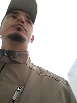 Snapshot of JuanD_vero chatting on October 4, 2025, 12:14 pm JuanD vero online show from October 4, 2025, 12:14 pm