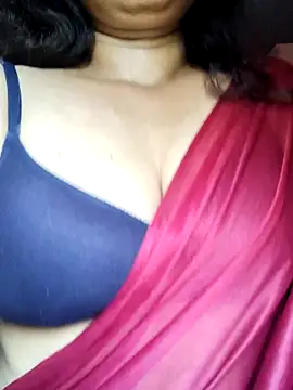 SoftButDeadly0 online show from October 10, 2025, 10:14 am