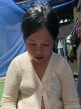 O o UwU o O online show from October 10, 2025, 9:19 am