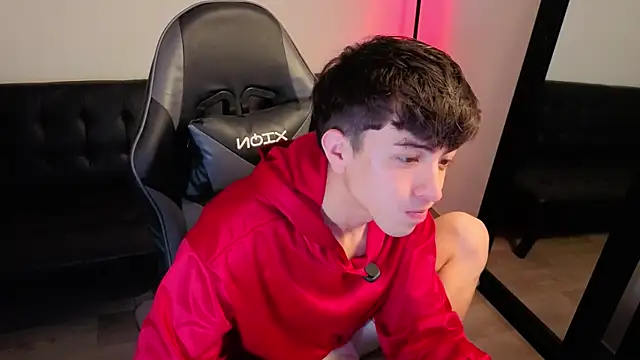 onlinenico online show from March 2, 2026, 8:48 pm