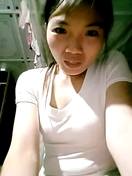 ngan-cute online show from September 11, 2025, 1:11 pm