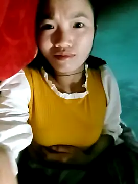 ngan-cute online show from December 13, 2025, 10:04 pm