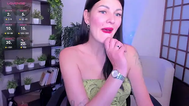 O1d Lady online show from October 23, 2025, 8:35 am