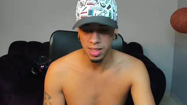 Biker Seb online show from November 4, 2025, 5:23 pm