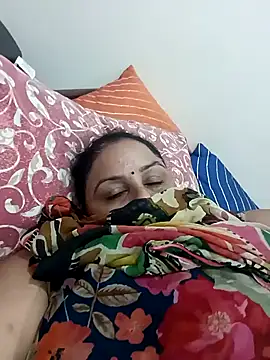 Snapshot of Rakhi_sawant143 chatting on April 29, 2026, 4:22 pm Rakhi sawant143 online show from April 29, 2026, 4:22 pm