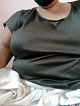 Snapshot of Rakhi_sawant143 chatting on August 2, 2026, 2:21 am Rakhi sawant143 online show from August 2, 2026, 2:21 am