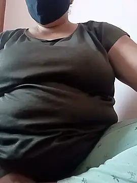 Snapshot of Rakhi_sawant143 chatting on August 4, 2026, 2:15 am Rakhi sawant143 online show from August 4, 2026, 2:15 am