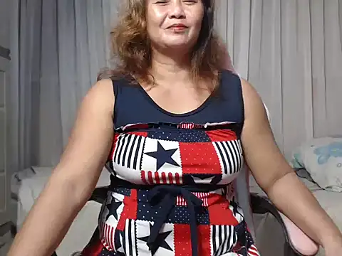 Snapshot of FelisitaG chatting on October 26, 2025, 10:21 am FelisitaG online show from October 26, 2025, 10:21 am