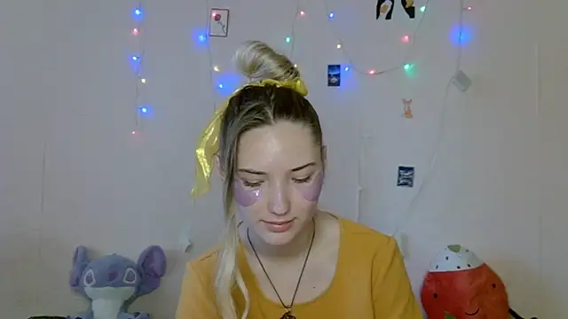  kikiclark   online show from September 10, 2025, 7:19 am