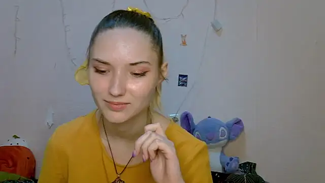  kikiclark   online show from September 10, 2025, 7:25 pm