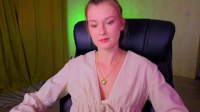 MysticVenus  online show from March 11, 2026, 3:51 pm