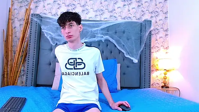 Luke Carter online show from October 15, 2025, 1:22 pm