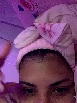 luluzinhax online show from January 15, 2026, 3:44 am