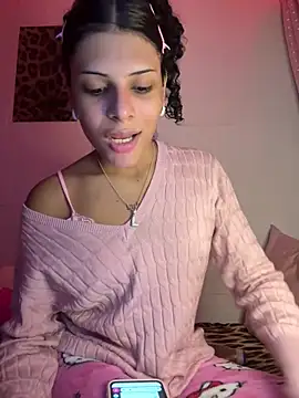 luluzinhax online show from May 28, 2026, 4:10 am