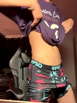 Snapshot of OopsAgain_ chatting on December 18, 2025, 1:44 am OopsAgain online show from December 18, 2025, 1:44 am