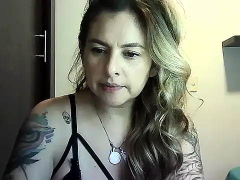 Valery  Rouse  online show from March 29, 2026, 10:10 pm