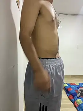 Young handsome online show from January 17, 2026, 6:18 am