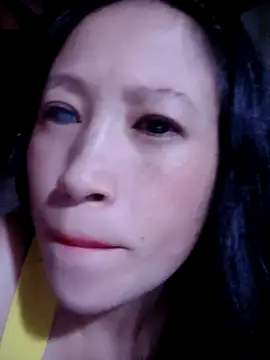 Snapshot of VanGau031694 chatting on October 17, 2025, 7:22 am VanGau031694 online show from October 17, 2025, 7:22 am