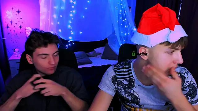 travis wolf  online show from December 14, 2025, 8:13 pm