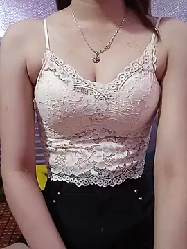 CherryBeii online show from May 16, 2026, 12:18 am