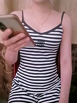 CherryBeii online show from July 18, 2026, 4:38 am