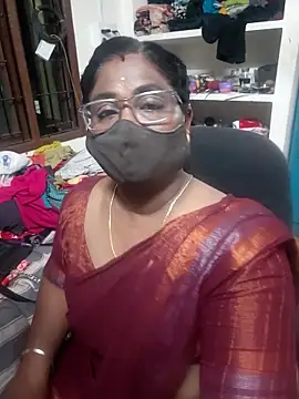 Snapshot of Tamil_Kavitha10 chatting on June 18, 2026, 5:50 pm Tamil Kavitha10 online show from June 18, 2026, 5:50 pm