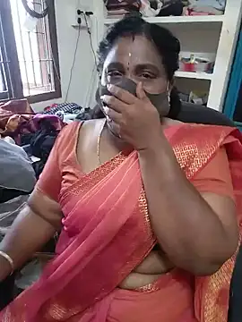 Snapshot of Tamil_Kavitha10 chatting on July 5, 2026, 1:12 am Tamil Kavitha10 online show from July 5, 2026, 1:12 am