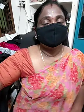 Snapshot of Tamil_Kavitha10 chatting on July 24, 2026, 6:39 pm Tamil Kavitha10 online show from July 24, 2026, 6:39 pm