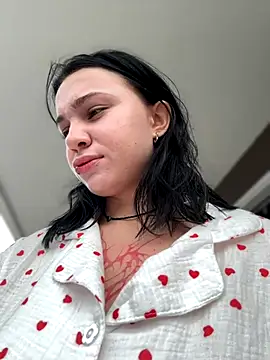 VendiMur online show from November 17, 2025, 2:06 am