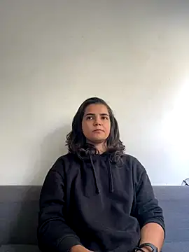 bruninhapt online show from September 10, 2025, 3:23 pm