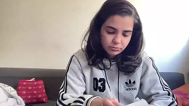 bruninhapt online show from September 23, 2025, 7:55 am