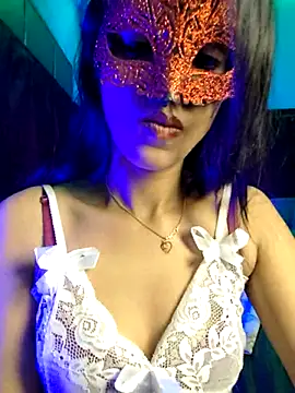 royeoy22 online show from October 23, 2025, 11:42 am