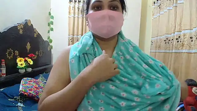 Elena cruz5 online show from January 18, 2026, 2:32 pm