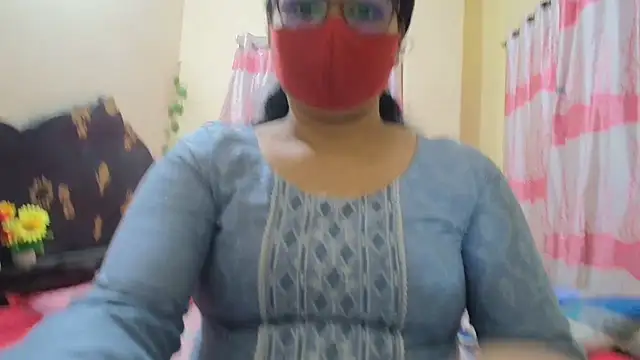 Elena cruz5 online show from February 10, 2026, 3:16 pm