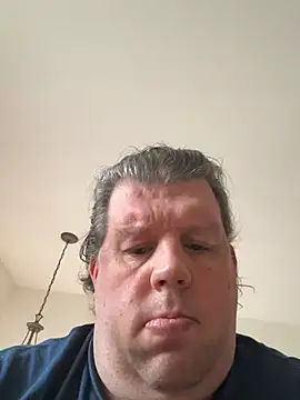 Stephanie1984 online show from April 1, 2026, 12:06 pm