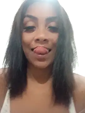 poderosa6969 online show from April 27, 2026, 3:37 am