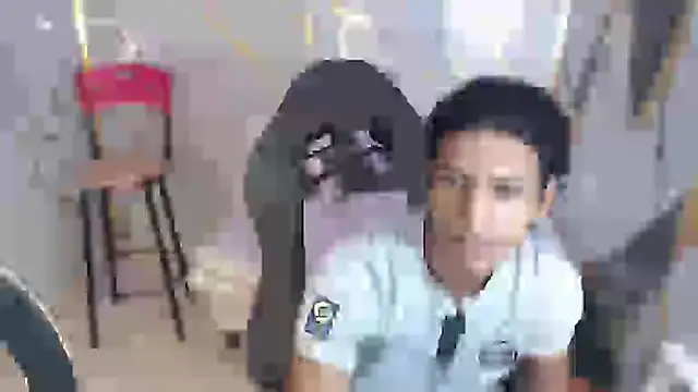 bull cam online show from November 28, 2025, 3:47 pm