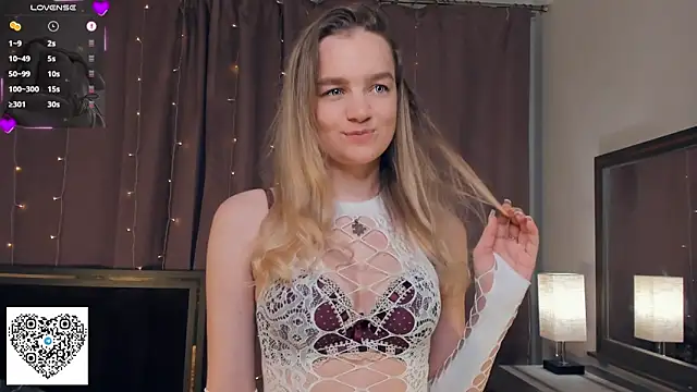 KerenFurguson online show from September 19, 2025, 7:14 pm