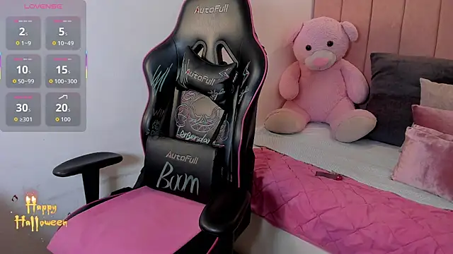 kate lua online show from November 3, 2025, 1:12 pm