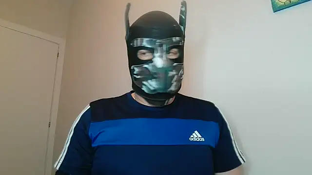 Maskpor2022 online show from March 5, 2026, 10:06 pm