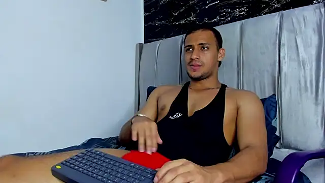 Snapshot of Thomas_Wayne chatting on March 8, 2026, 6:39 am Thomas Wayne online show from March 8, 2026, 6:39 am