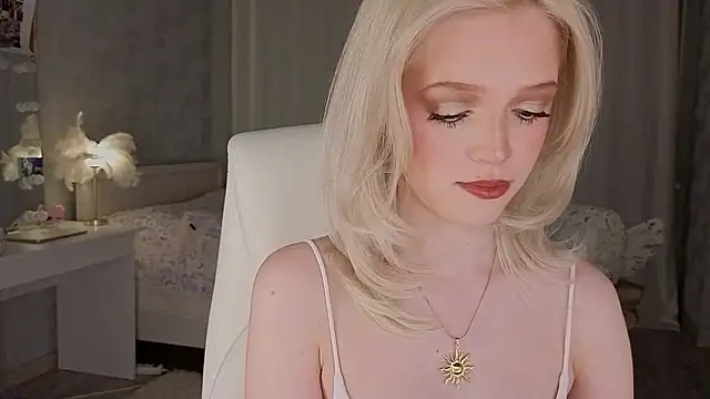 I am joss online show from April 1, 2026, 5:32 pm