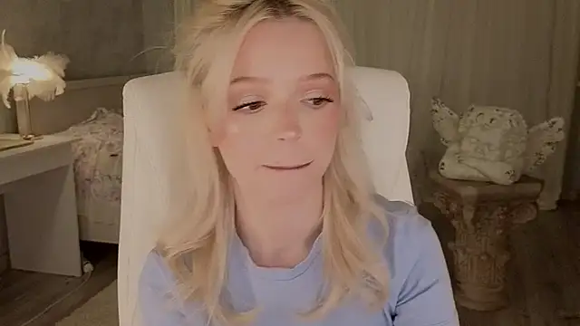 I am joss online show from April 22, 2026, 11:39 pm