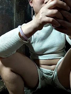 liu-liusexy online show from March 18, 2026, 3:15 pm