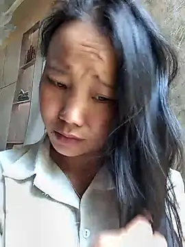 liu-liusexy online show from April 22, 2026, 6:16 am