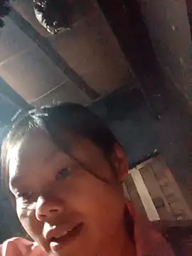 omiu-baby online show from September 30, 2025, 10:37 pm